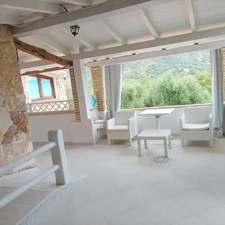Sardinia Yellow House Villa Solanas  Exterior photo