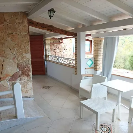 Sardinia Yellow House Villa Solanas  Exterior photo