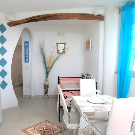 Sardinia Yellow House Villa Solanas  Exterior photo