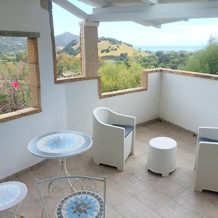 Sardinia Yellow House Villa Solanas  Exterior photo