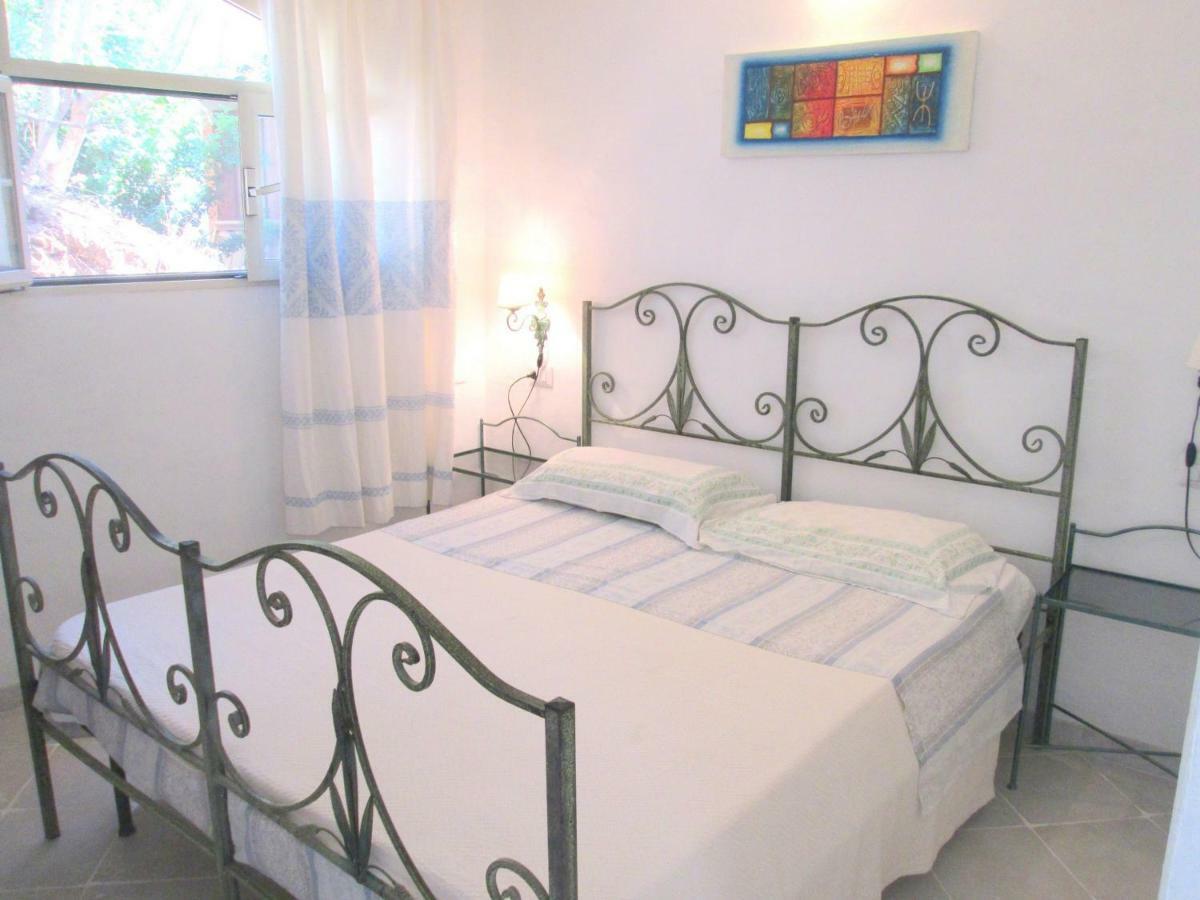 Sardinia Yellow House Holiday home *